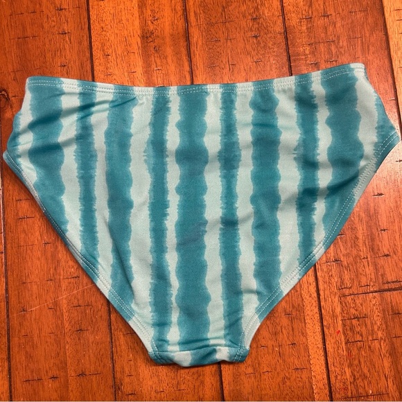 Cat & Jack Girl’s Watermelon 2-Piece Swimsuit, Sz L (10/12), Pink, Green Bikini - Picture 7 of 9